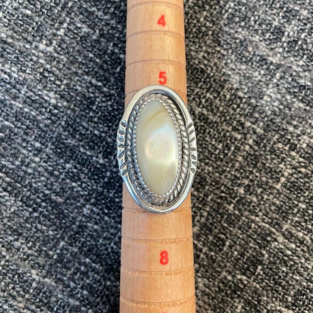 Silver Ring: Size 6